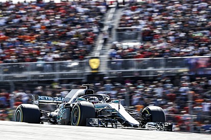 Hamilton: Verstappen'e çok boşluk bıraktım