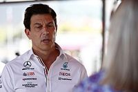 F1: Wolff se revolta com comportamento "lamentável" e "dissimulado" de chefes rivais