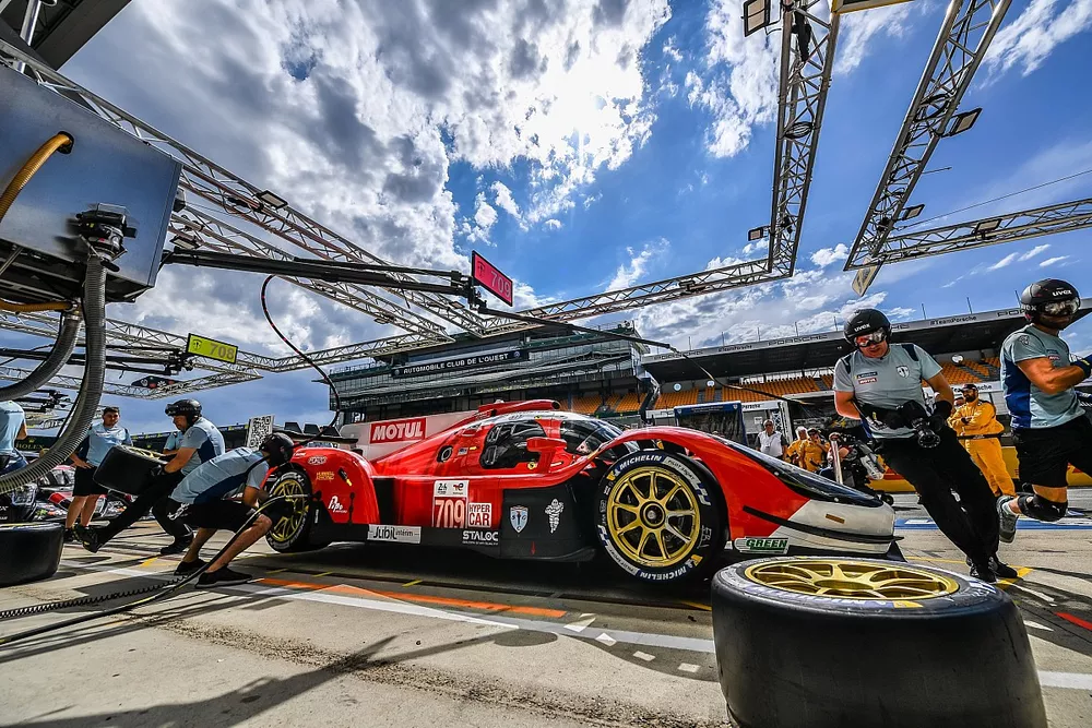 #709 Glickenhaus Racing Glickenhaus SCG 007 LMH de Ryan Briscoe, Richard Westbrook, Franck Mailleux