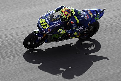 Grâce à la pluie, Valentino Rossi revient de loin