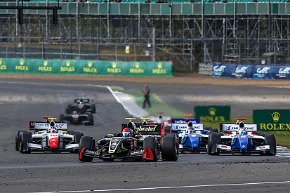 La saison 2018 de Formule V8 3.5 est annulée