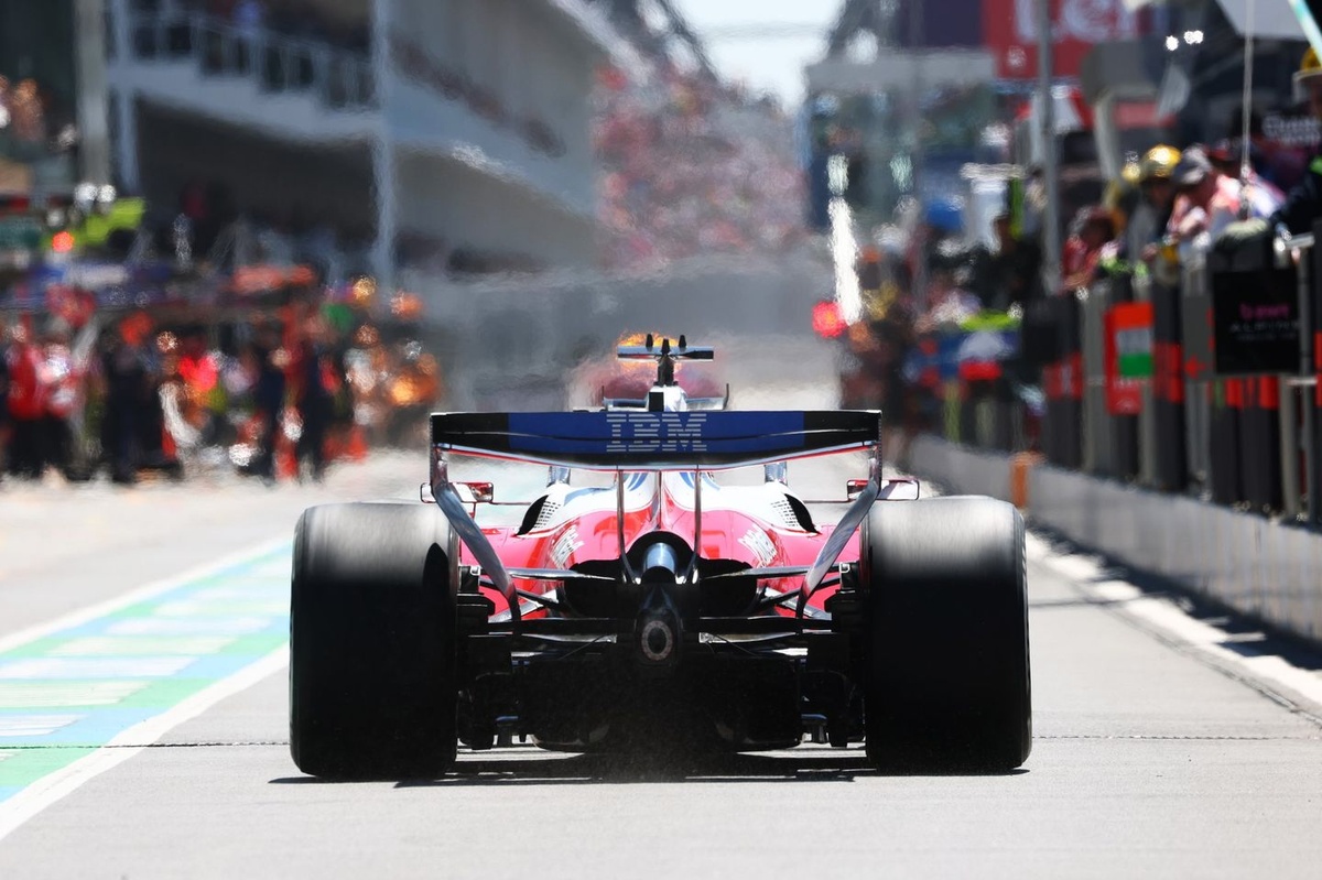 Ferrari vive dos realidades en Montreal: Hamilton brilla mientras Leclerc lucha con el equilibrio del SF-26