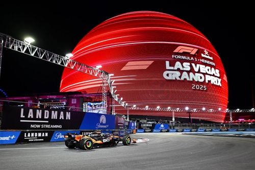 F1 GP Las Vegas 2025: Norris lidera una FP2 con banderas rojas, Colapinto 16