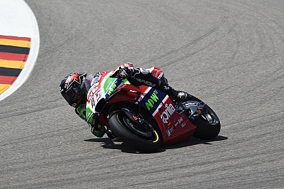 "Ich hab's geschafft!": Redding schleift am Sachsenring mit Helm über Asphalt