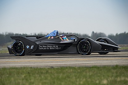 Video: Formule E-bolide van BMW voor het eerst in actie
