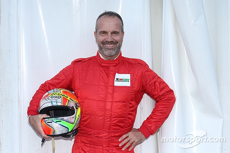 wtcr-romeo-ferraris-announcement-2018-fabrizio-giovanardi-alfa-romeo-giulietta-tcr-7869634.jpg