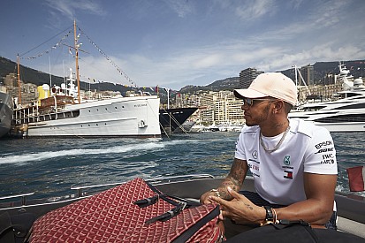 Mindössze 14 pontos előnnyel várhatja Hamilton a Kanadai Nagydíjat