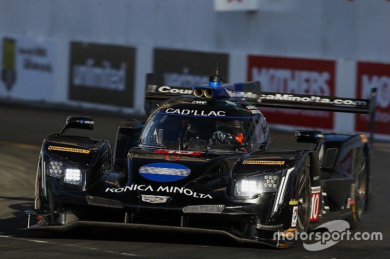 #10 Wayne Taylor Racing Cadillac DPi: Ricky Taylor, Jordan Taylor