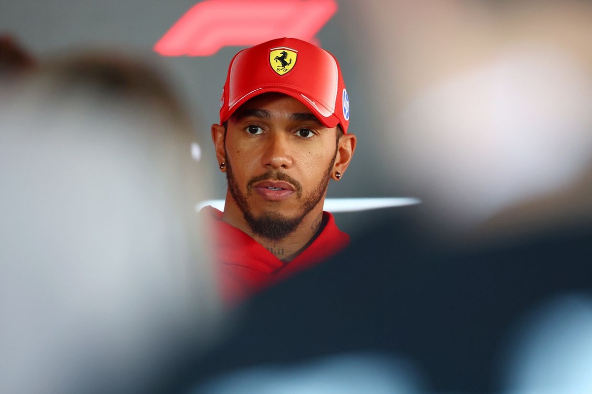 Lewis Hamilton's Hungarian GP Hopes Dented by Grid Penalty