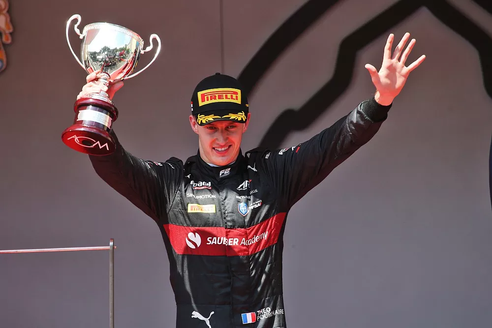 Podio: Theo Pourchaire, ART Grand Prix