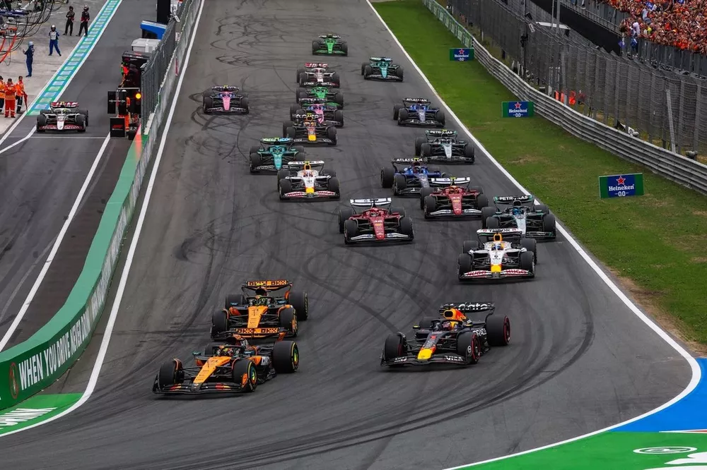 The race start