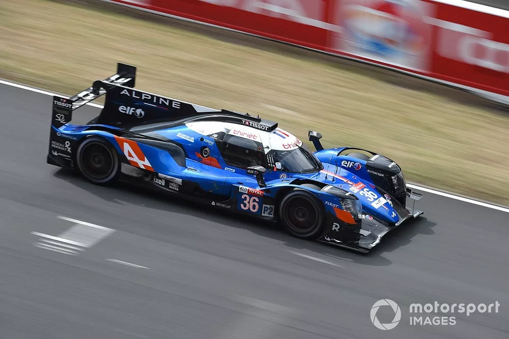 #36 Signatech Alpine Matmut Alpine A470: Thomas Laurent, Andr&eacute; Negr&atilde;o, Pierre Ragues 