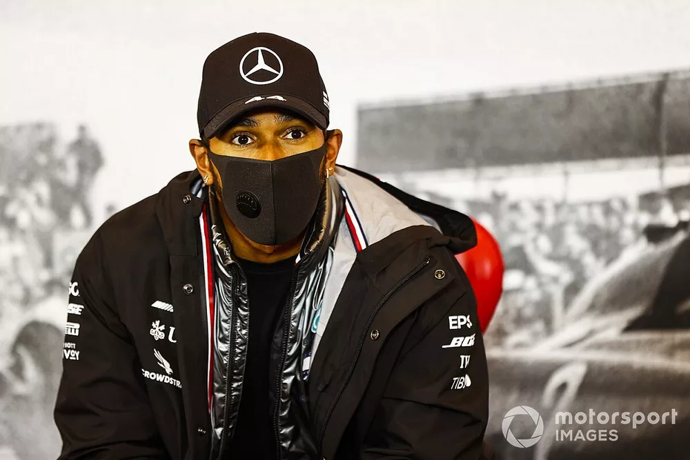 Race Winner Lewis Hamilton, Mercedes-AMG F1 in the press conference 
