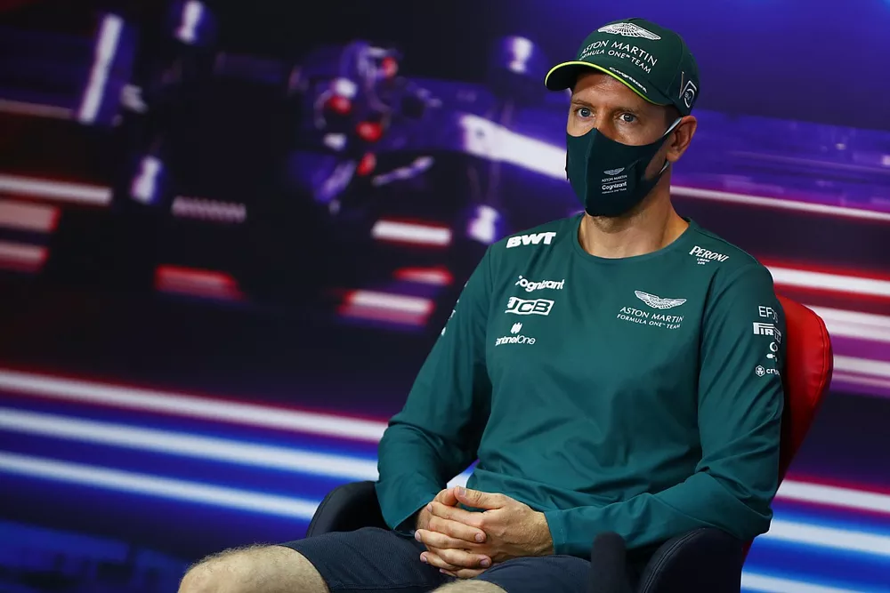 Sebastian Vettel, Aston Martin in the Press Conference