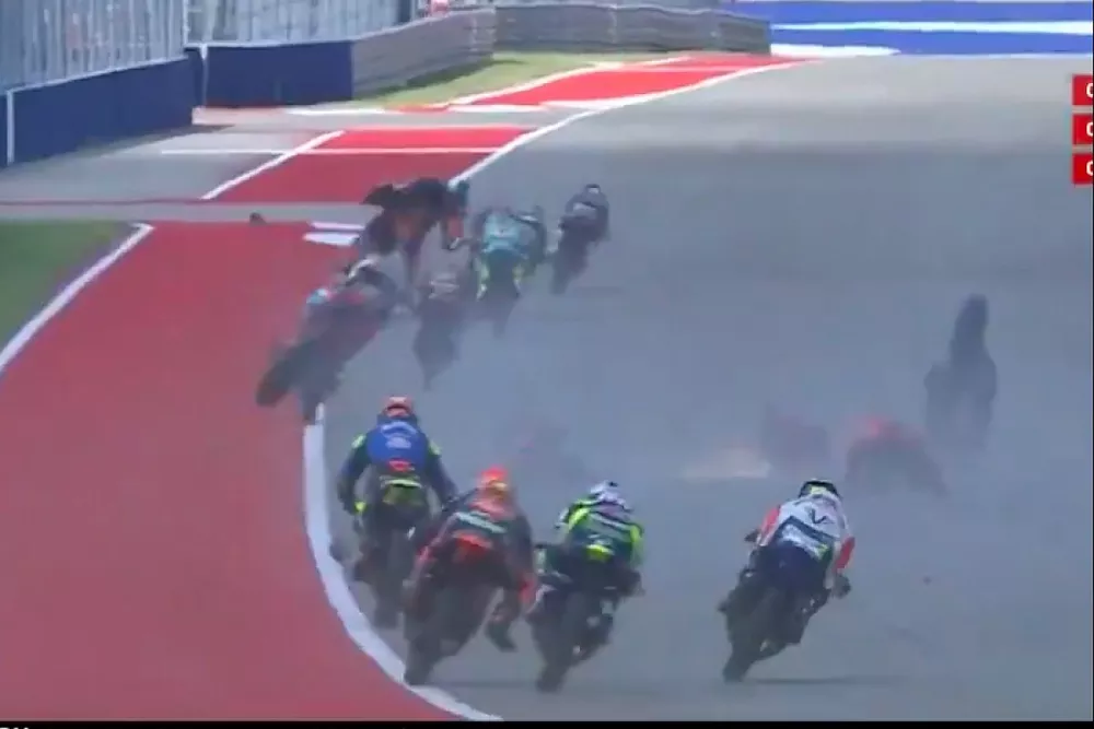 L'incidente in Moto3