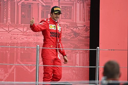 Binotto celebra el podio de Sainz pero lamenta el resultado de Leclerc
