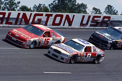 Darlington's 2019 NASCAR Throwback Weekend to honor 1990-1994