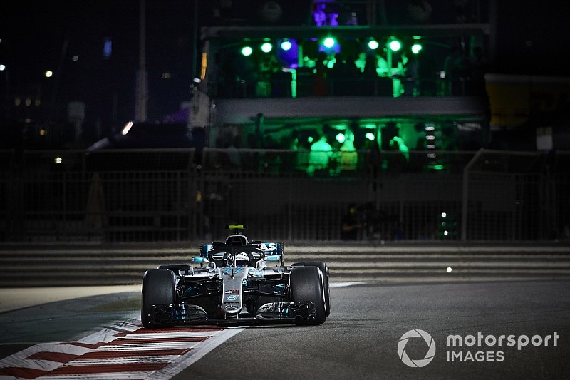 Bottas perd la première manche à Abu Dhabi