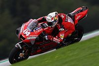 Stoner: "Ducati no se puede dar el lujo perder a Dovizioso"