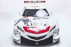 白いレッドブルNSXがスーパーGTテストに登場。TEAM MUGENとレッドブル