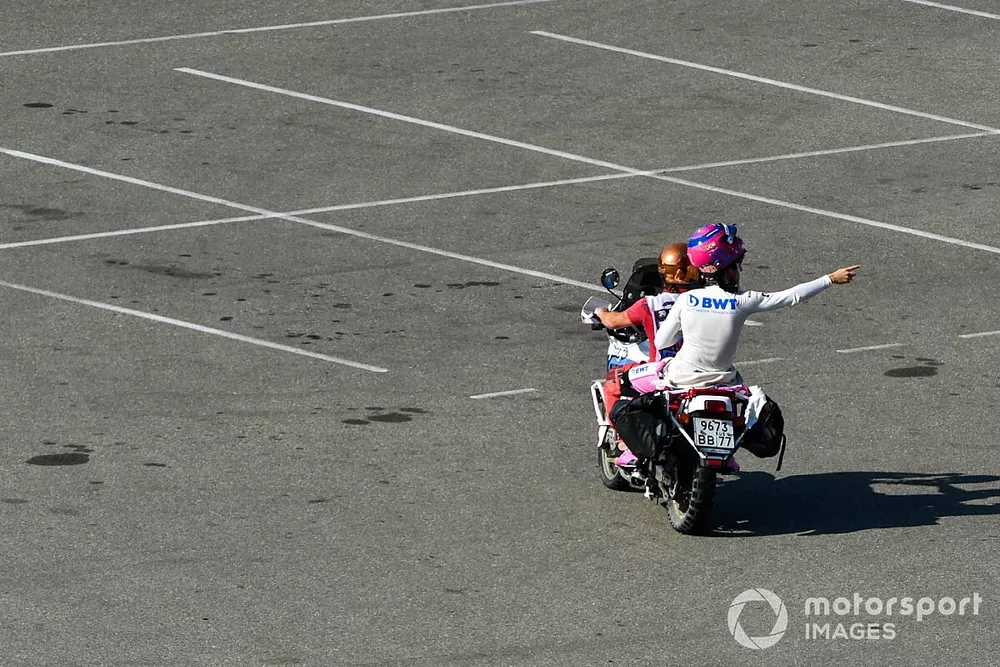 Lance Stroll, Racing Point, despu&eacute;s de chocar