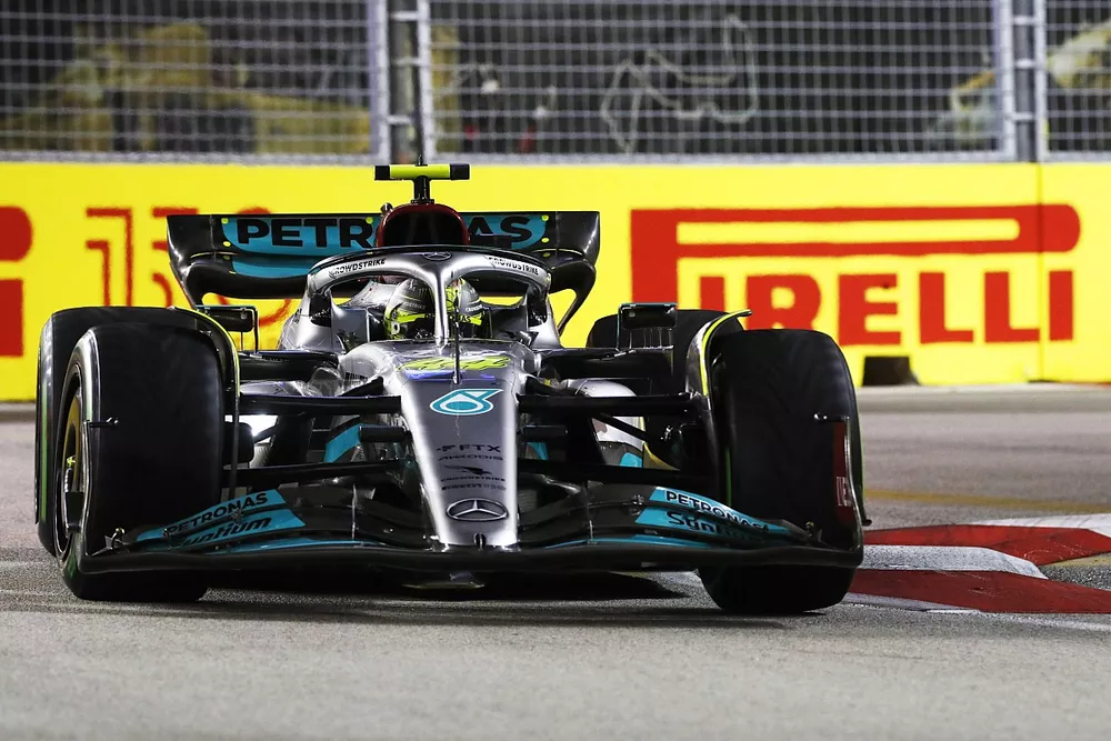 Lewis Hamilton, Mercedes W13