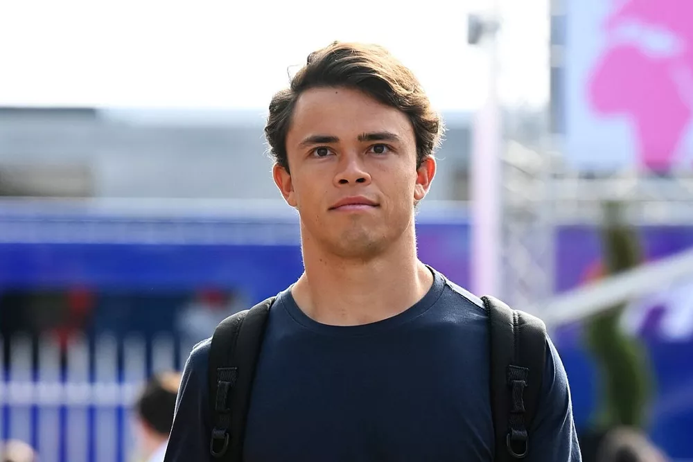 Nyck de Vries, Test and Reserve Driver, Mercedes AMG, arrives at the track