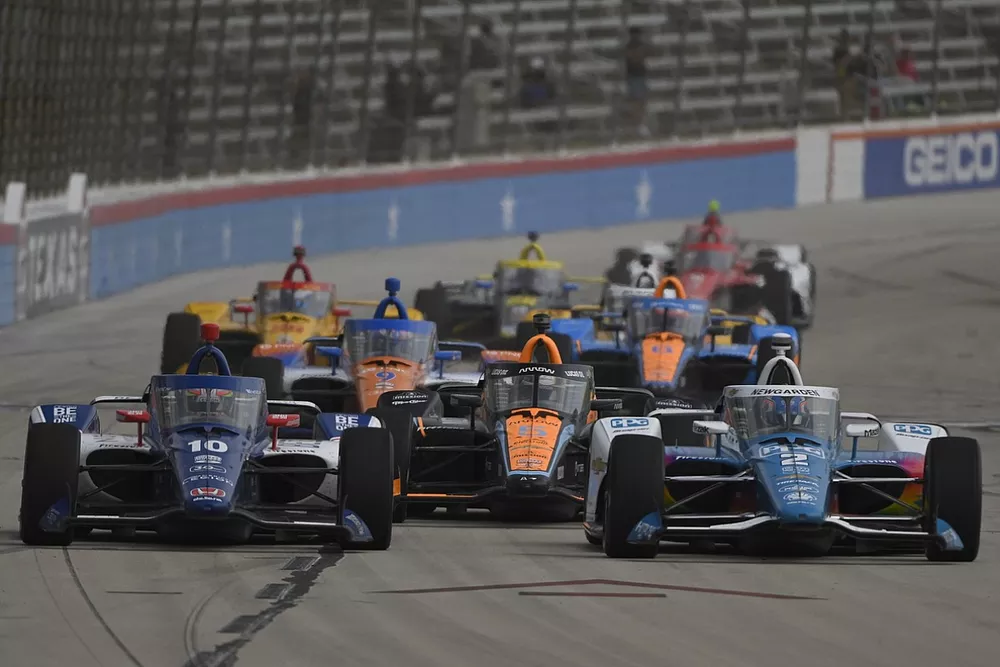 Alex Palou, Chip Ganassi Racing Honda, Josef Newgarden, Team Penske Chevrolet