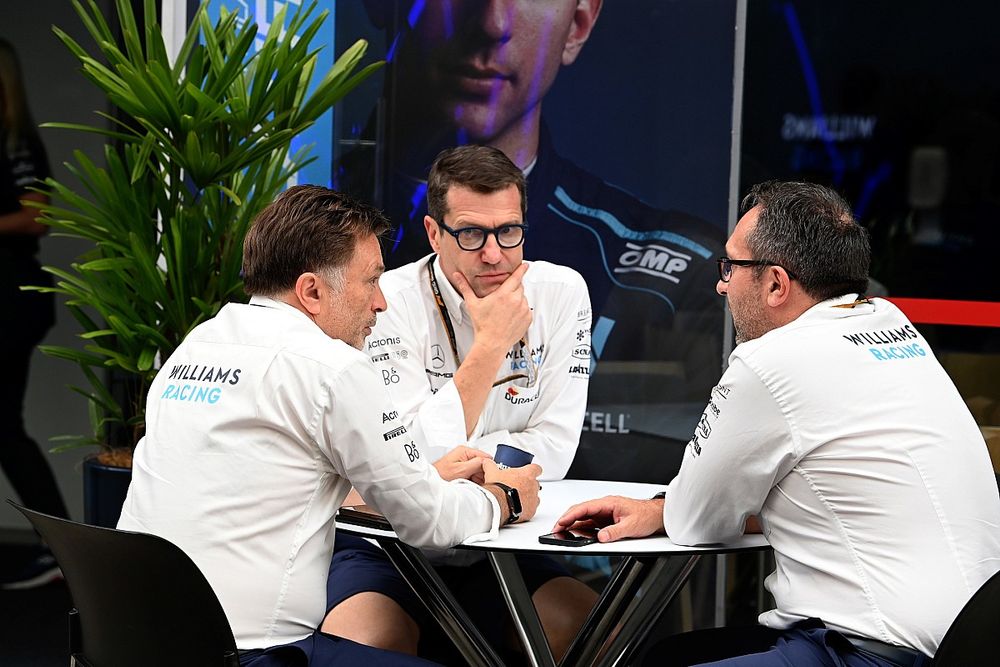 Jost Capito, CEO, Williams Racing, chats with Francois-Xavier Demaison, Technical Director, Williams Racing, another team member