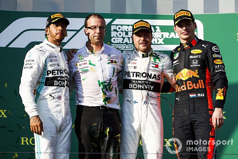 Avustralya GP: Bottas, 2017'den sonra ilk kez kazandı; Verstappen, Honda'yı podyuma çıkardı!