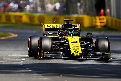 Ricciardo: "Fatico nei long run, invece quelli di Hulk fanno abbastanza impressione"