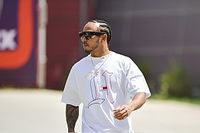 Hamilton: Racismo n&atilde;o mudar&aacute; "por muito tempo" no mundo todo