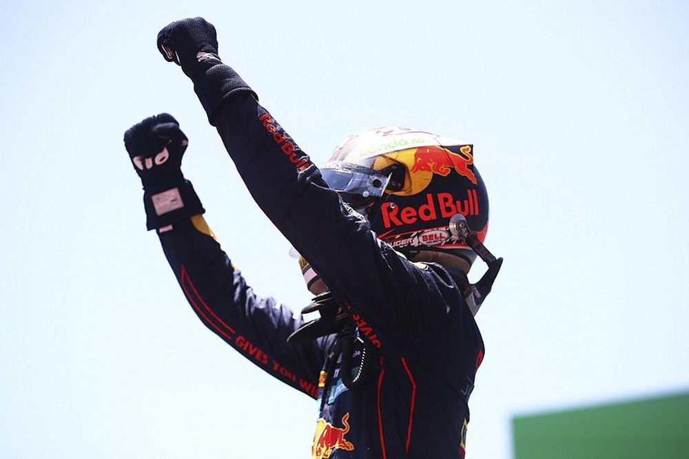 El ganador de la carrera Dennis Hauger, Prema Racing