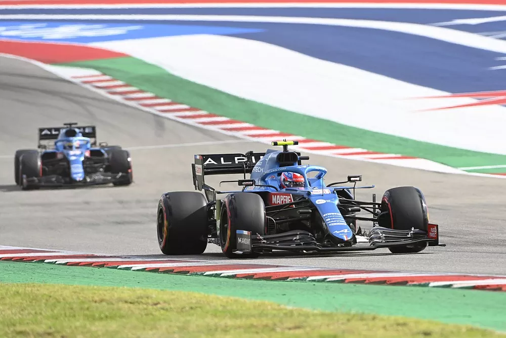 Esteban Ocon, Alpine A521, Fernando Alonso, Alpine A521