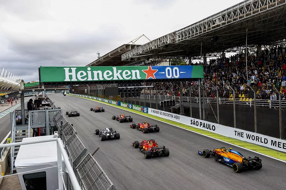 Max Verstappen, Red Bull Racing RB16B, Valtteri Bottas, Mercedes W12, Sergio Perez, Red Bull Racing RB16B, Carlos Sainz Jr., Ferrari SF21, and Pierre Gasly, AlphaTauri AT02