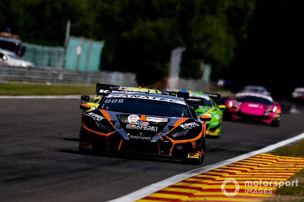 #6 Orange1 KPAX Racing Lamborghini Huracan GT3 Evo: Jordan Pepper, Andrea Caldarelli, Marco Mapelli