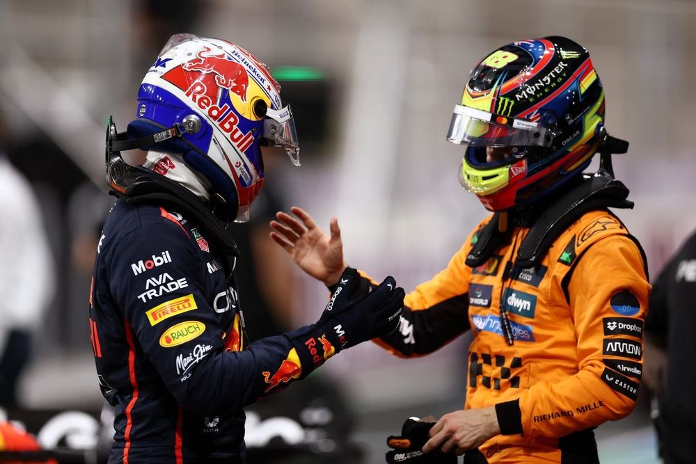 Oscar Piastri, McLaren, Max Verstappen, Red Bull Racing