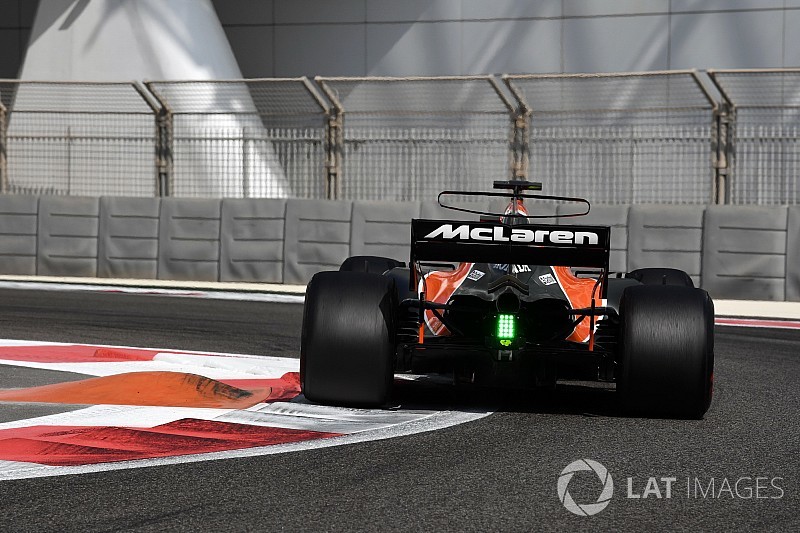 McLaren, Renault motorunu araca adapte etmeyi başardı