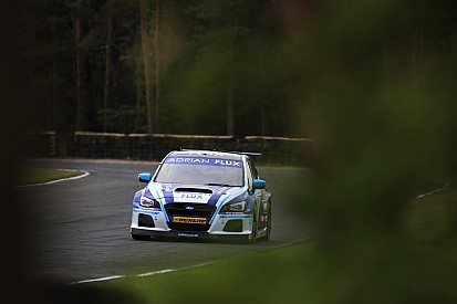 Croft BTCC: Sutton scores back-to-back wins
