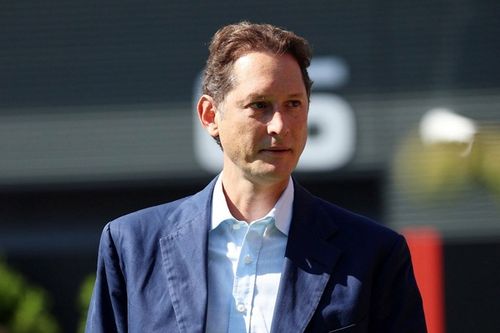 Elkann explica por qué renovó a Vasseur en Ferrari: hay que dar estabilidad