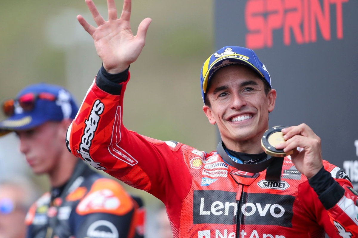 Márquez Revela su Estrategia para Superar la Desventaja: "Confié en la Tecnología y Ataqué a Acosta"