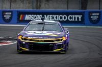 NASCAR Cup México: Van Gisbergen gana la pole, Daniel Suárez en 10°