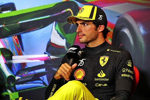 Sainz revela al &uacute;nico deportista al que tendr&iacute;a verg&uuml;enza de conocer