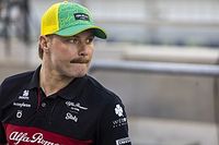 Bottas pobawi się V8