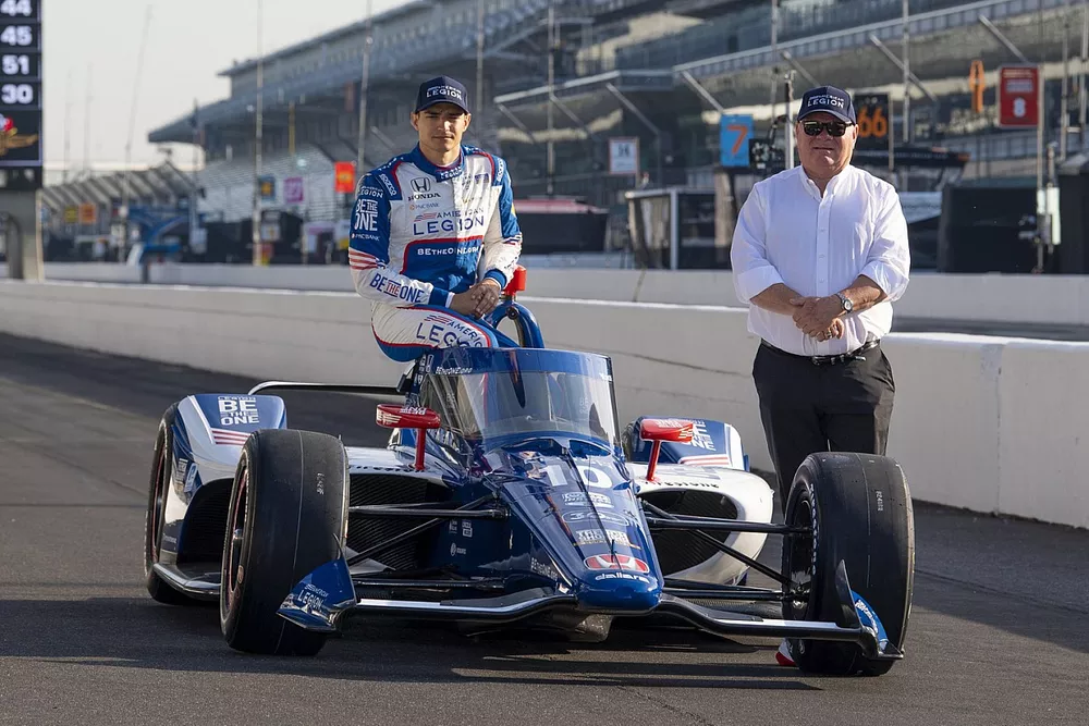 Alex Palou, Chip Ganassi Racing Honda Front Row Photo