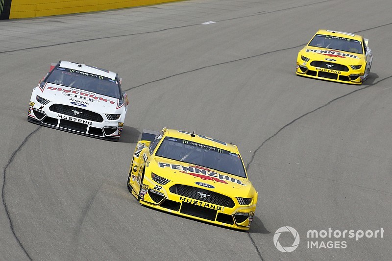 Brad Keselowski acepta que le faltó un poco para vencer a Logano