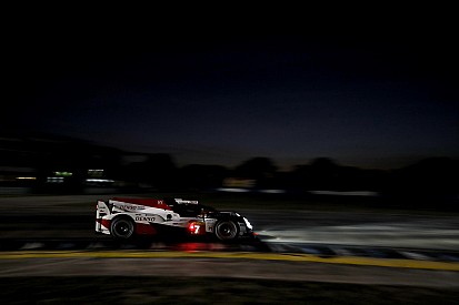 Sebring WEC: Toyota remains ahead in night practice