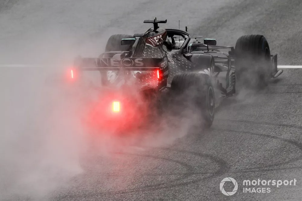 Lewis Hamilton, Mercedes F1 W11 EQ Performance