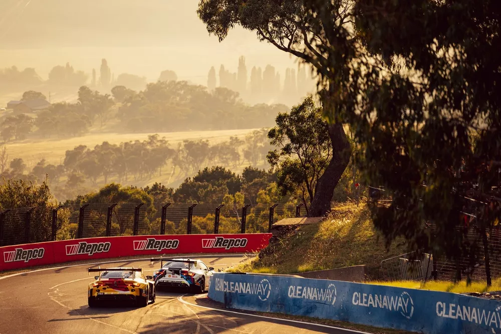 #32 Team WRT BMW M4 GT3: Sheldon van der Linde, Dries Vanthoor, Charles Weerts, #46 Team WRT BMW M4 GT3: Raffaele Marciello, Maxime Martin, Valentino Rossi