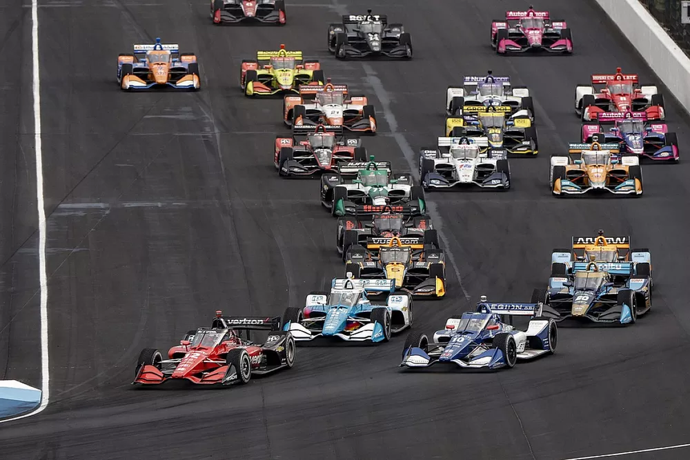 Will Power, Team Penske Chevrolet, Alex Palou, Chip Ganassi Racing Honda, Josef Newgarden, Team Penske Chevrolet, Patricio O'Ward, Arrow McLaren SP Chevrolet, Conor Daly, Ed Carpenter Racing Chevrolet, Christian Lundgaard, Rahal Letterman Lanigan Racing Honda, start